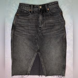 Abercrombie & Fitch Black Denim Pencil Skirt Size 24